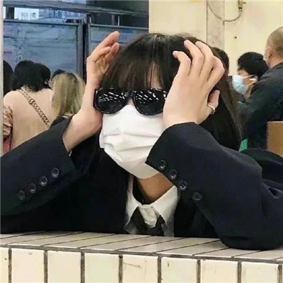 长兴伴游女生冯萧玉的资料