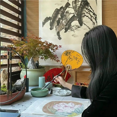 长兴伴游女生刀思若的资料